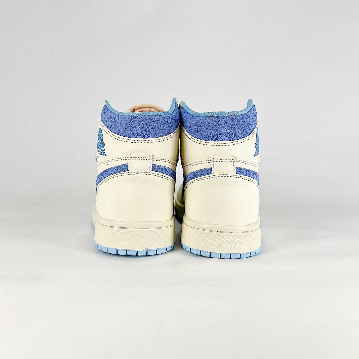 Nike Air Jordan 1 Retro High OG “Psychic Blue & Pale Ivory” Shoes