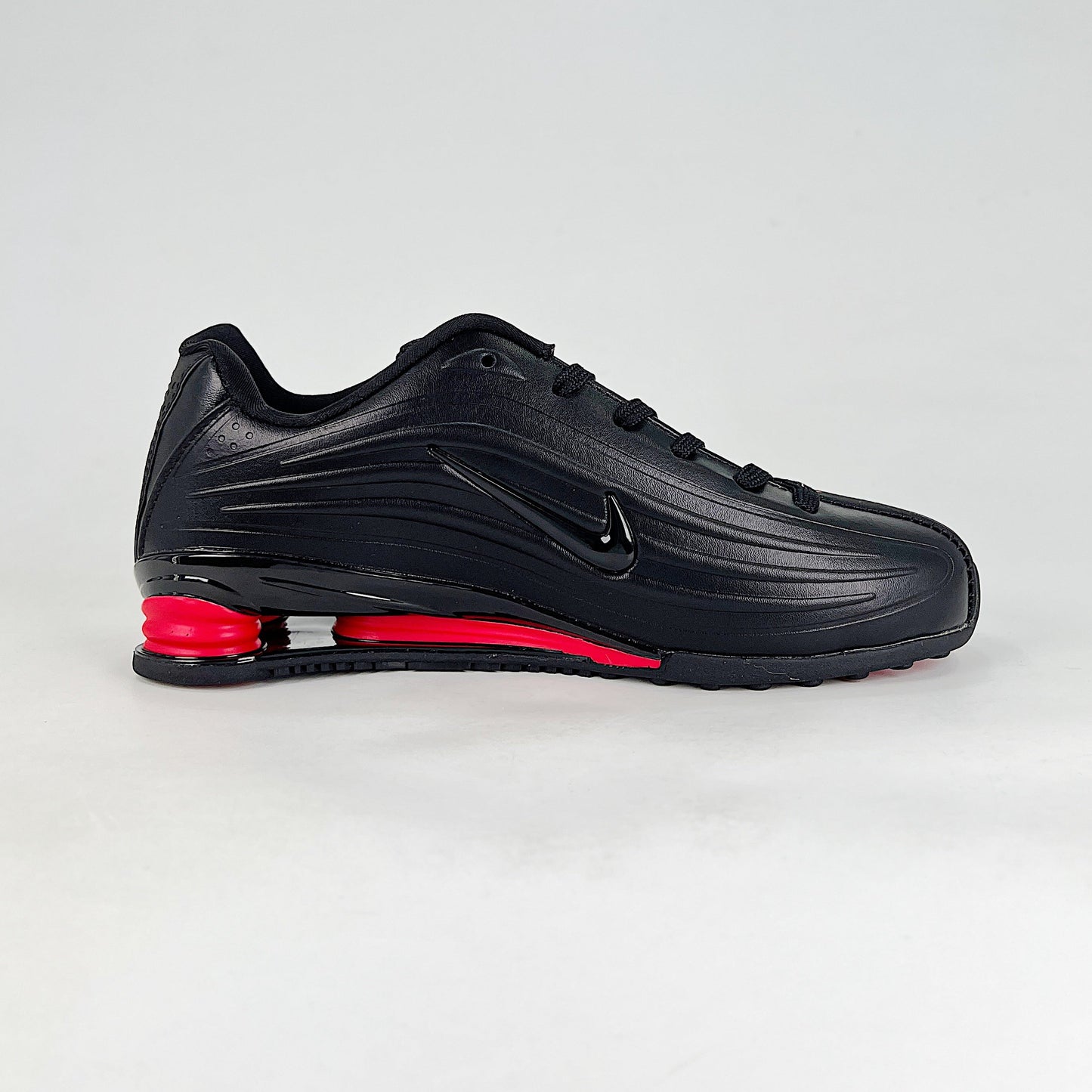 Nike Shox Z Sneakers