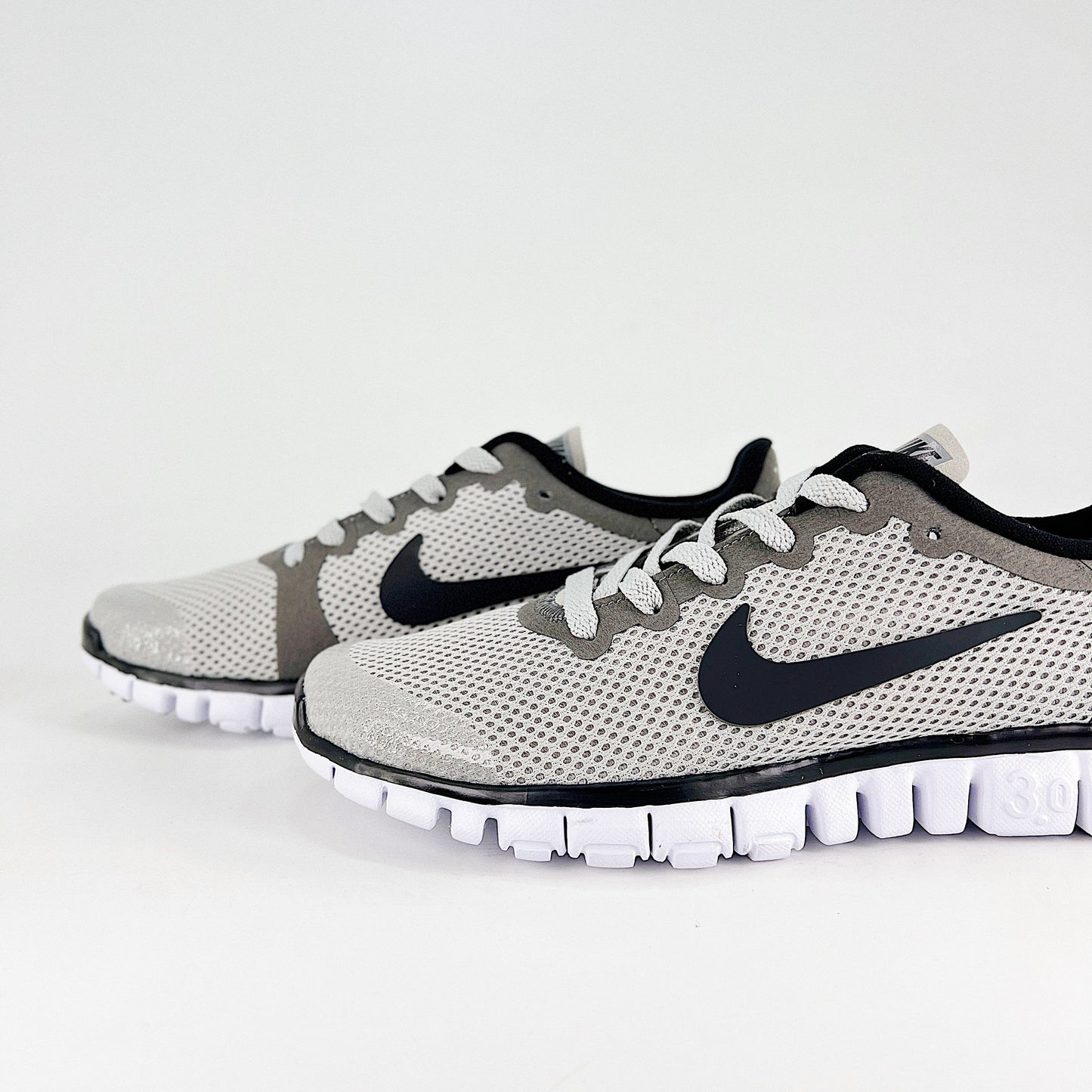 Nike Free 3.0 V2 Running Shoes