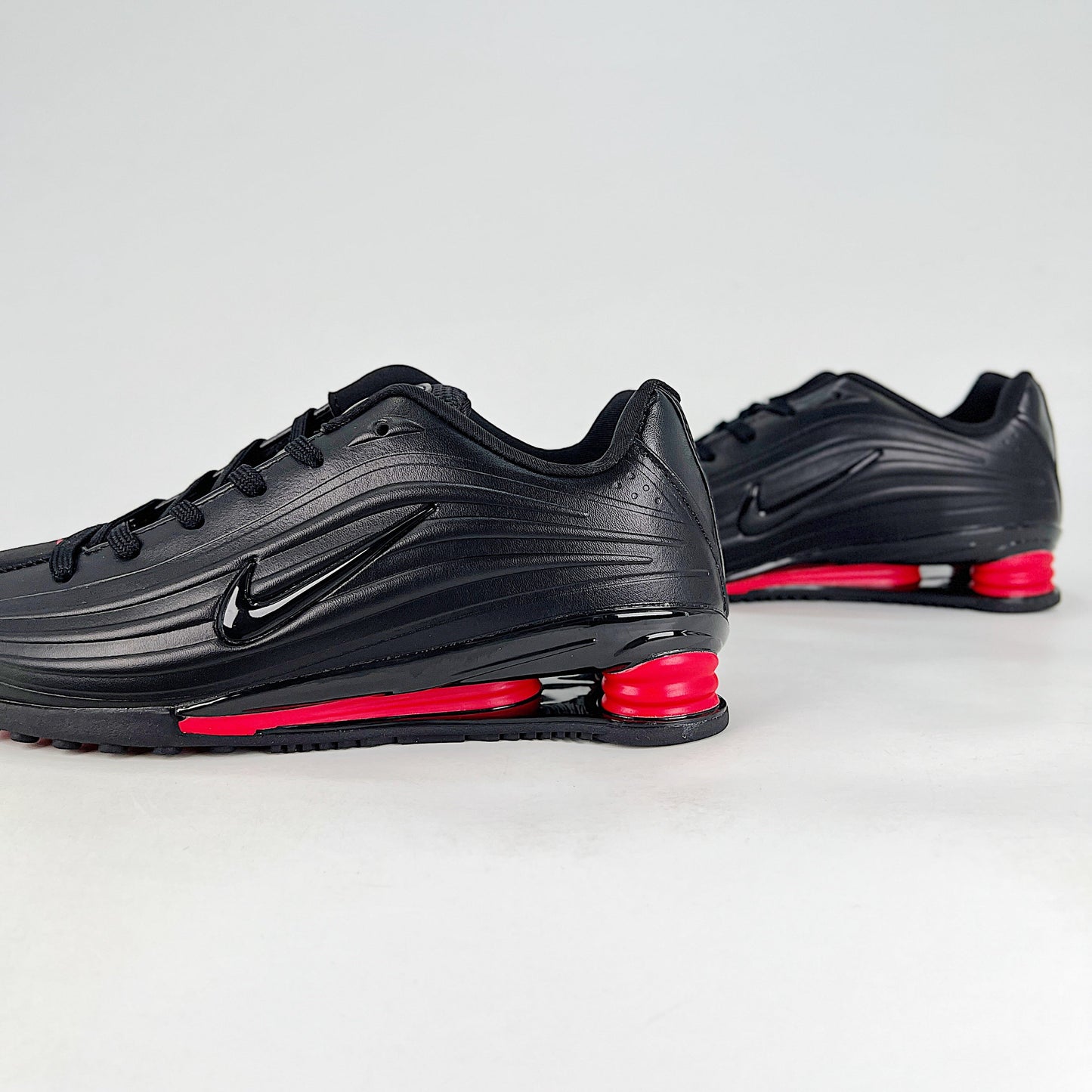 Nike Shox Z Sneakers