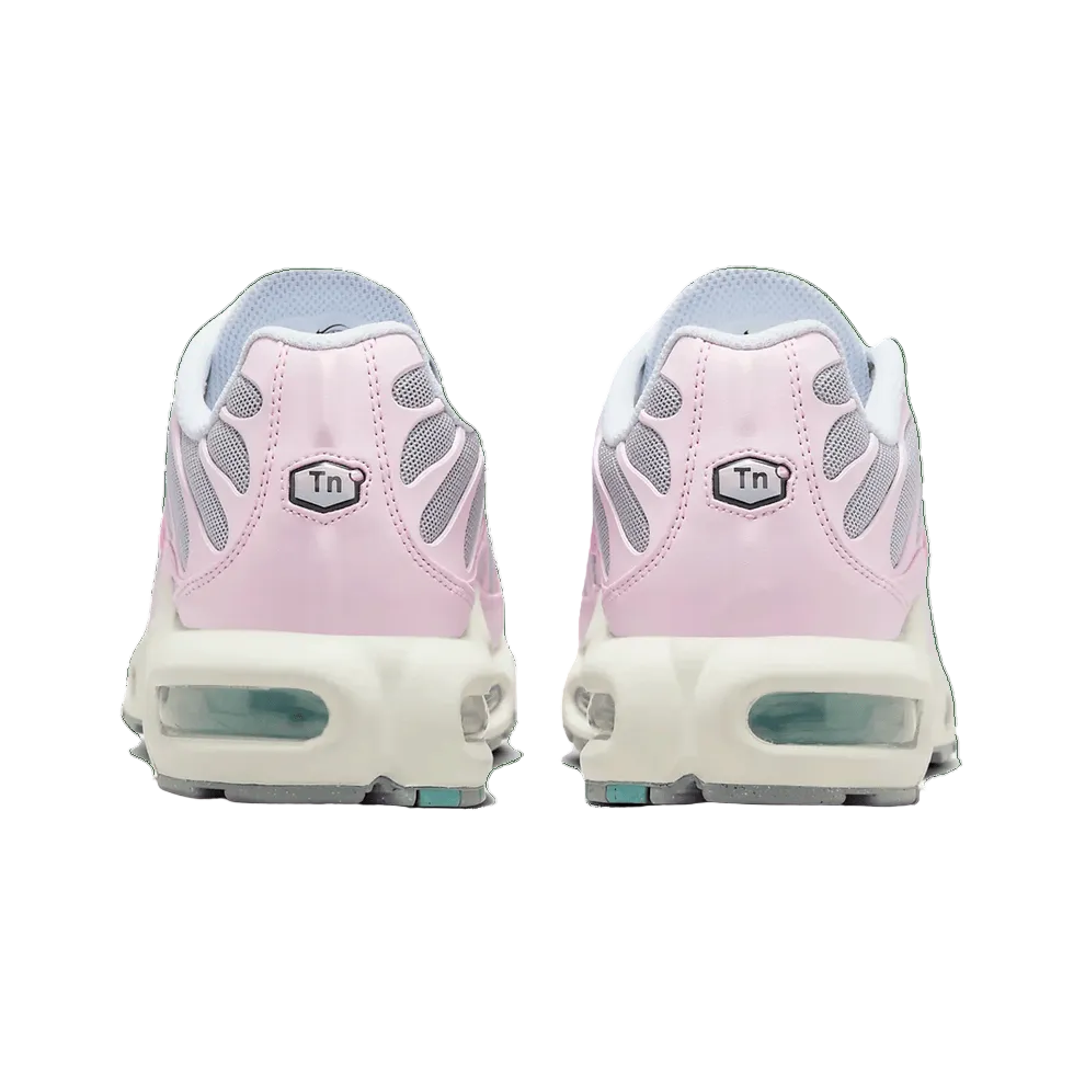 NIKE Women's AIR MAX PLUS Cushioning Casual Running Sneakers