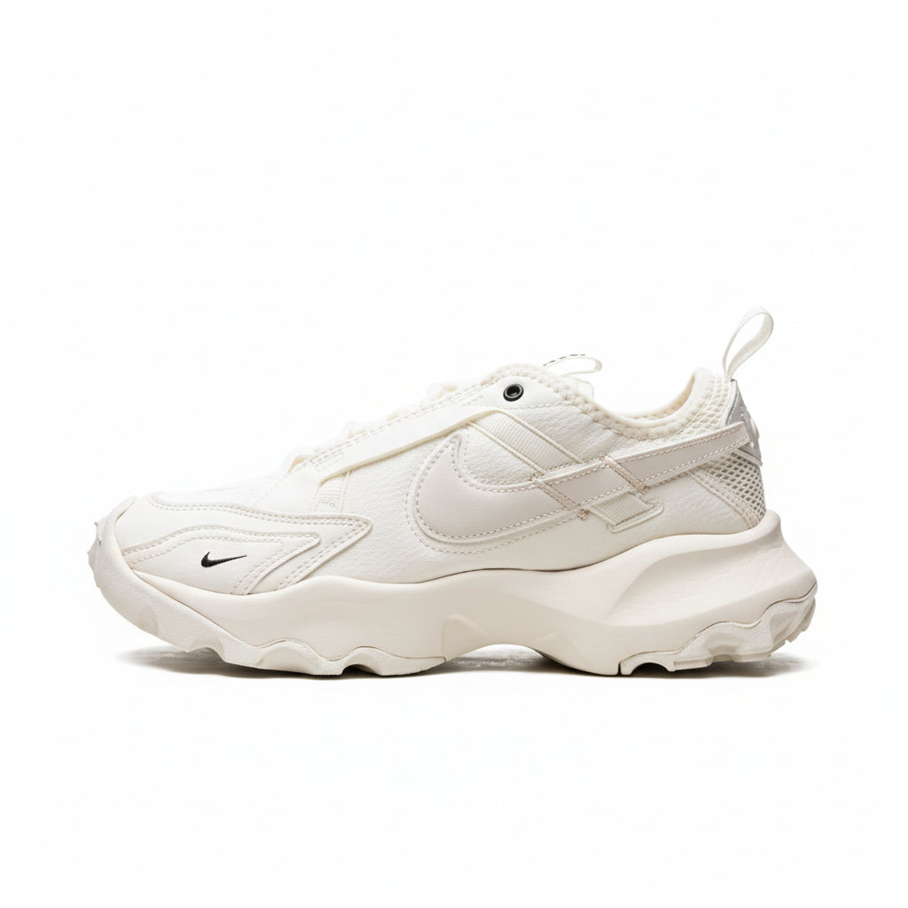 Nike Women’s TC 7900 Sneakers – Sail