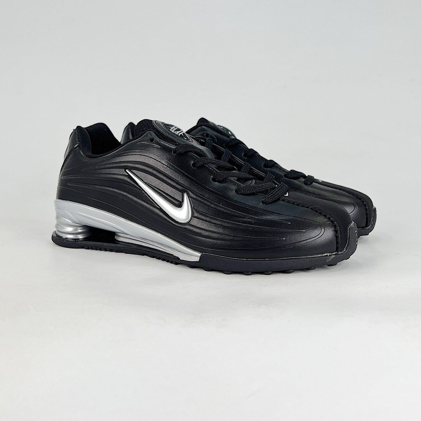 Nike Shox Z Sneakers