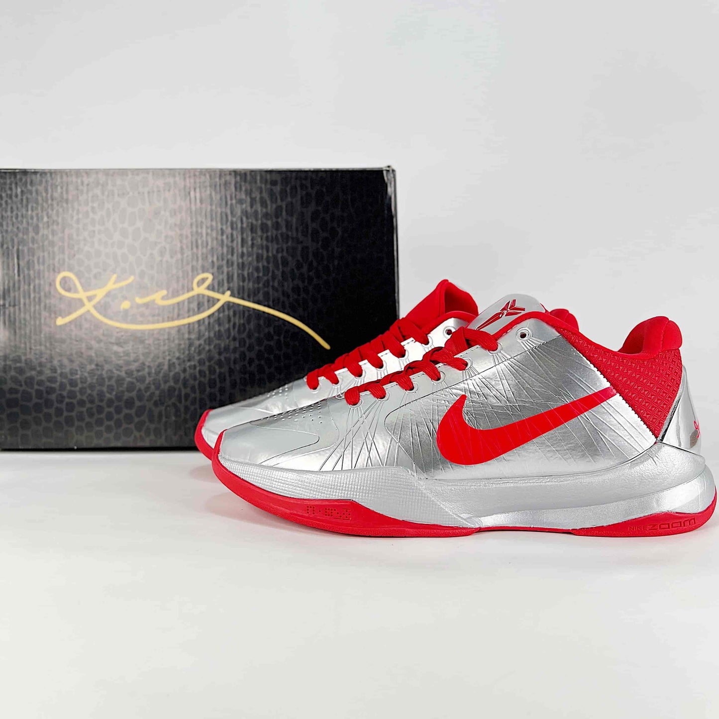 Nike Kobe 5 Protro “Rookie of the Year” Sneakers
