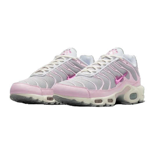 NIKE Women's AIR MAX PLUS Cushioning Casual Running Sneakers