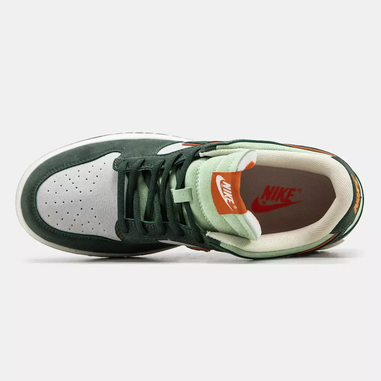 Nike SB Dunk Low “Steamboy OST” Green