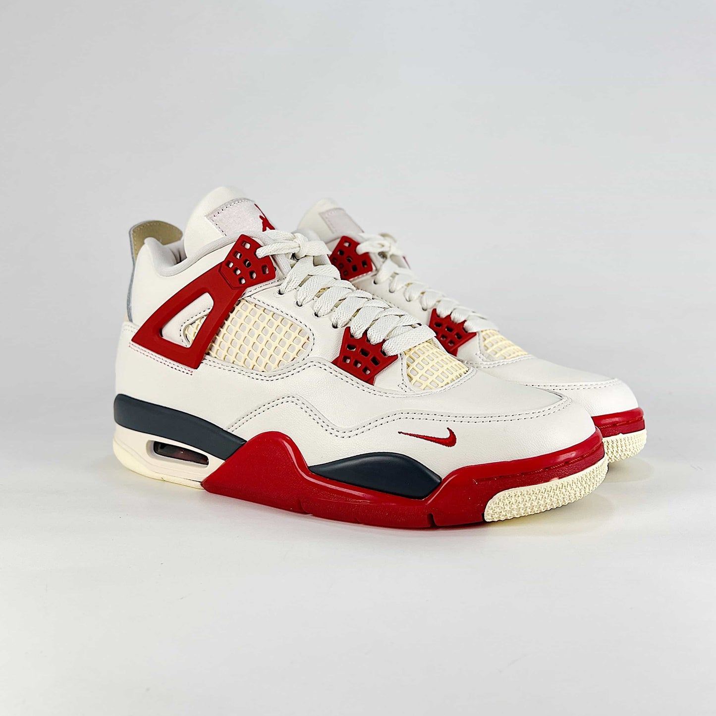 Nike Air Jordan 4 Retro Sneakers