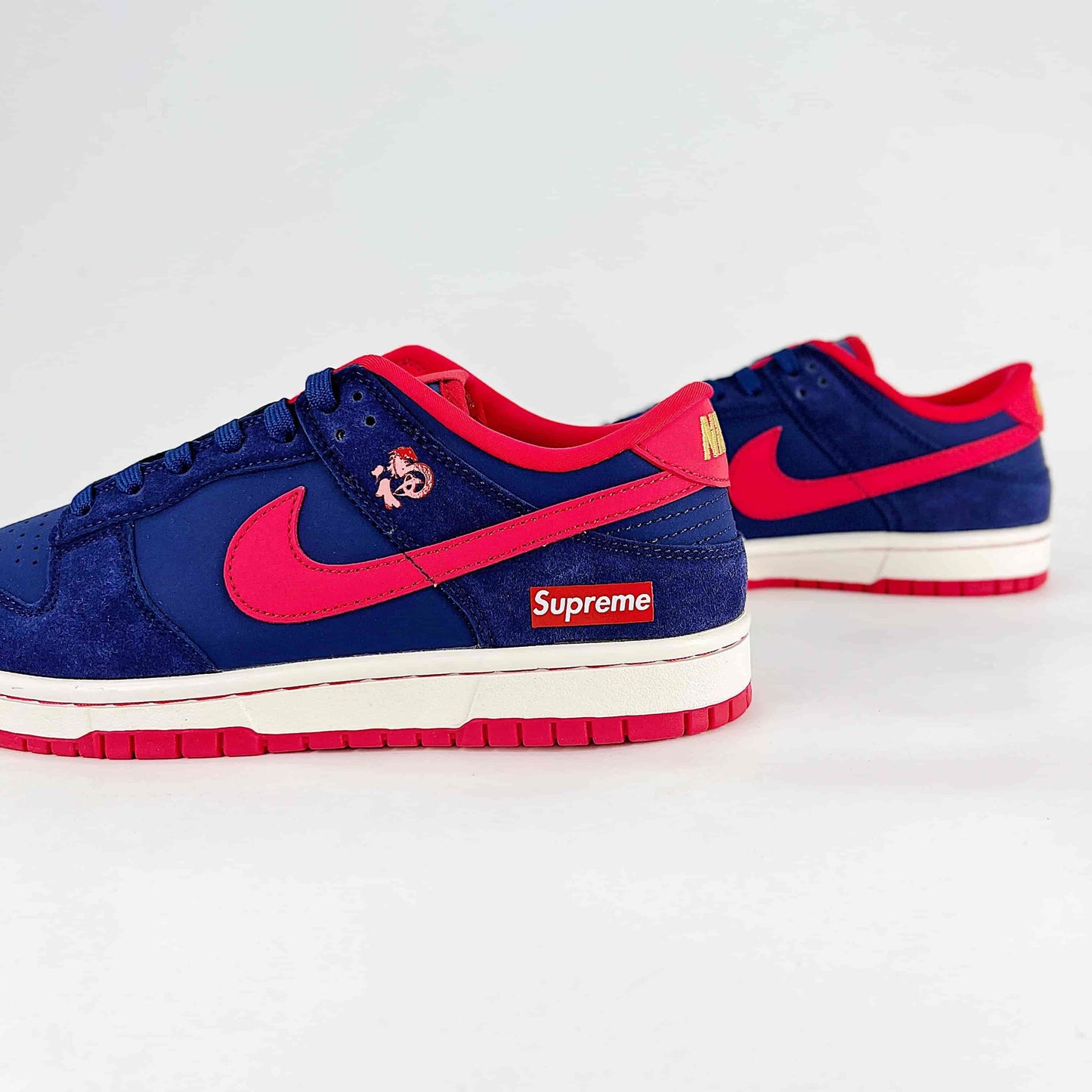 Nike Dunk Low x Supreme Sneakers