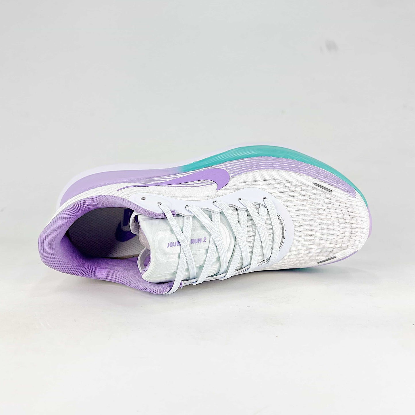 Nike Journey Run Sneakers