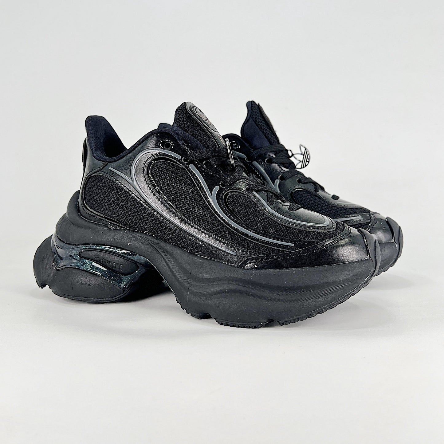 Adidas Ozvenuz Sneakers
