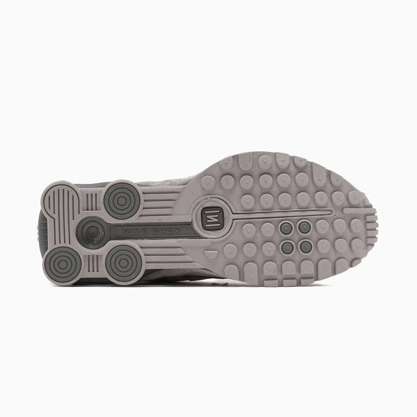 Nike Shox R4 Sneakers "College Grey/Flat Pewter"