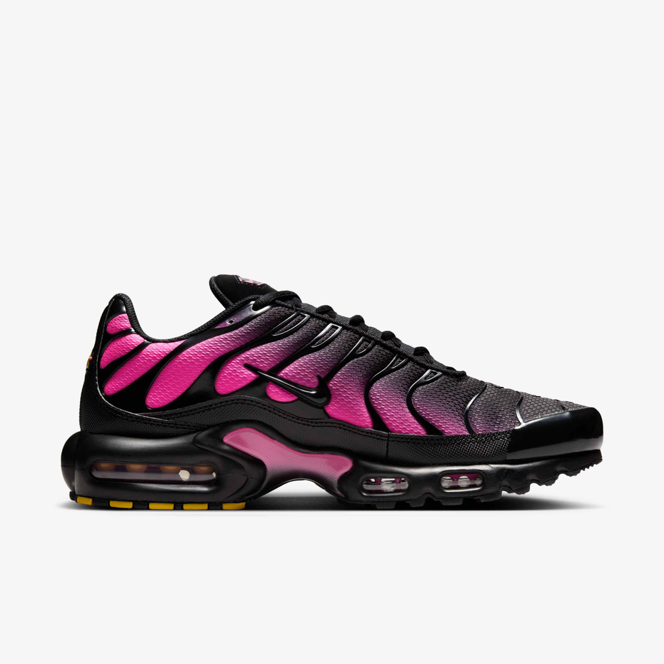 Nike Air Max Plus Shoe Black/Hyper Pink/Black