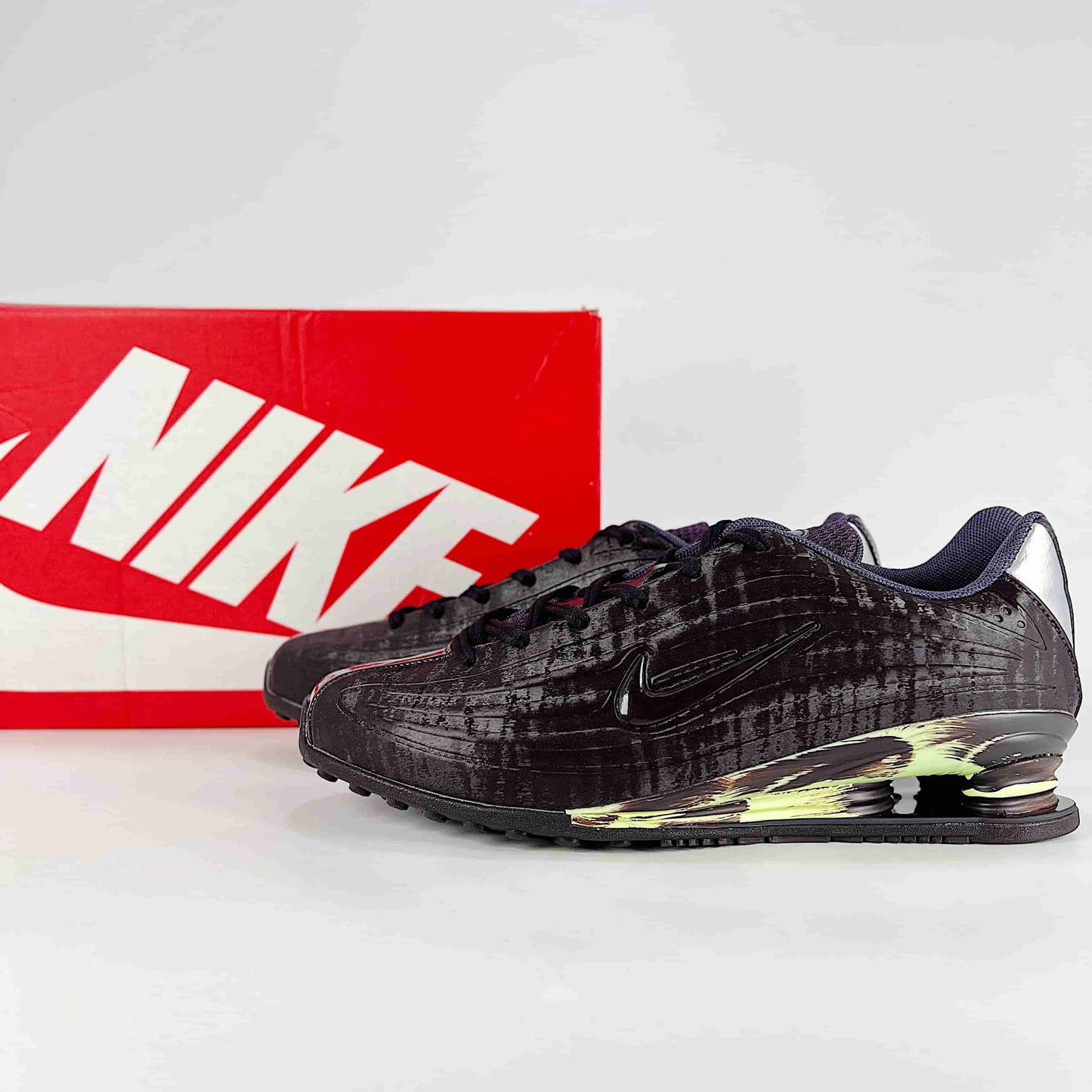 Nike Shox Z Sneakers