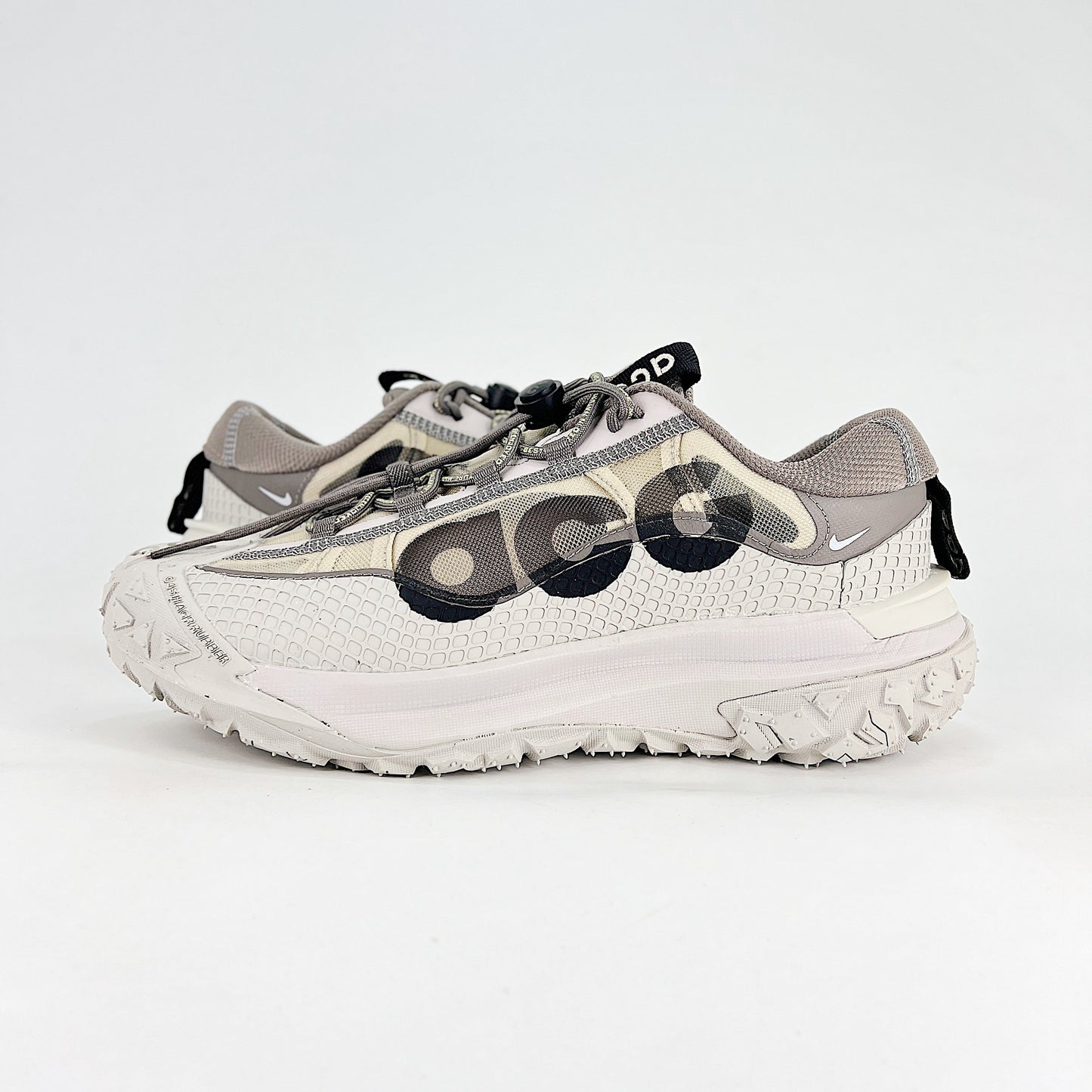 Nike ACG Mountain Fly 2 Low Sneakers