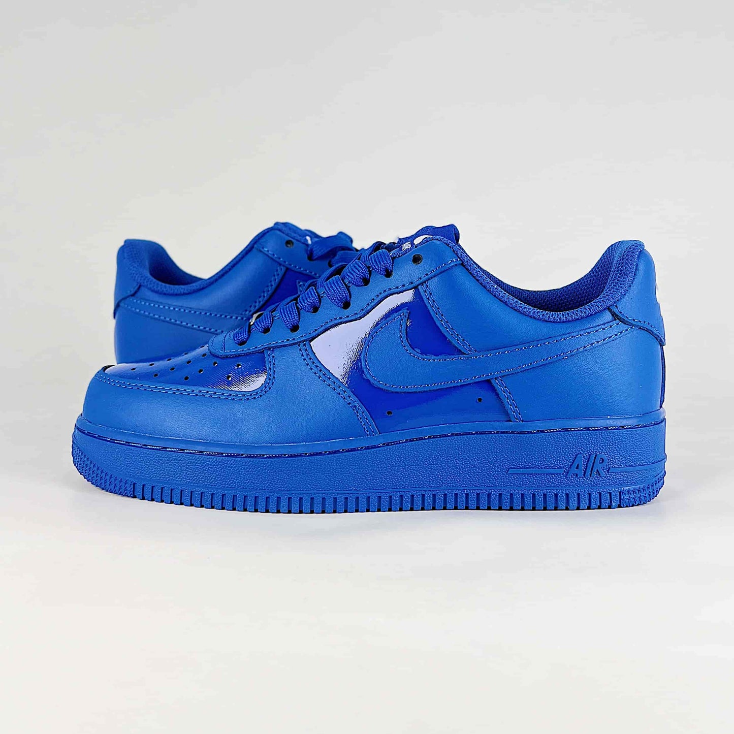 Nike Air Force 1 ’07 SE “Old Royal” Sneakers