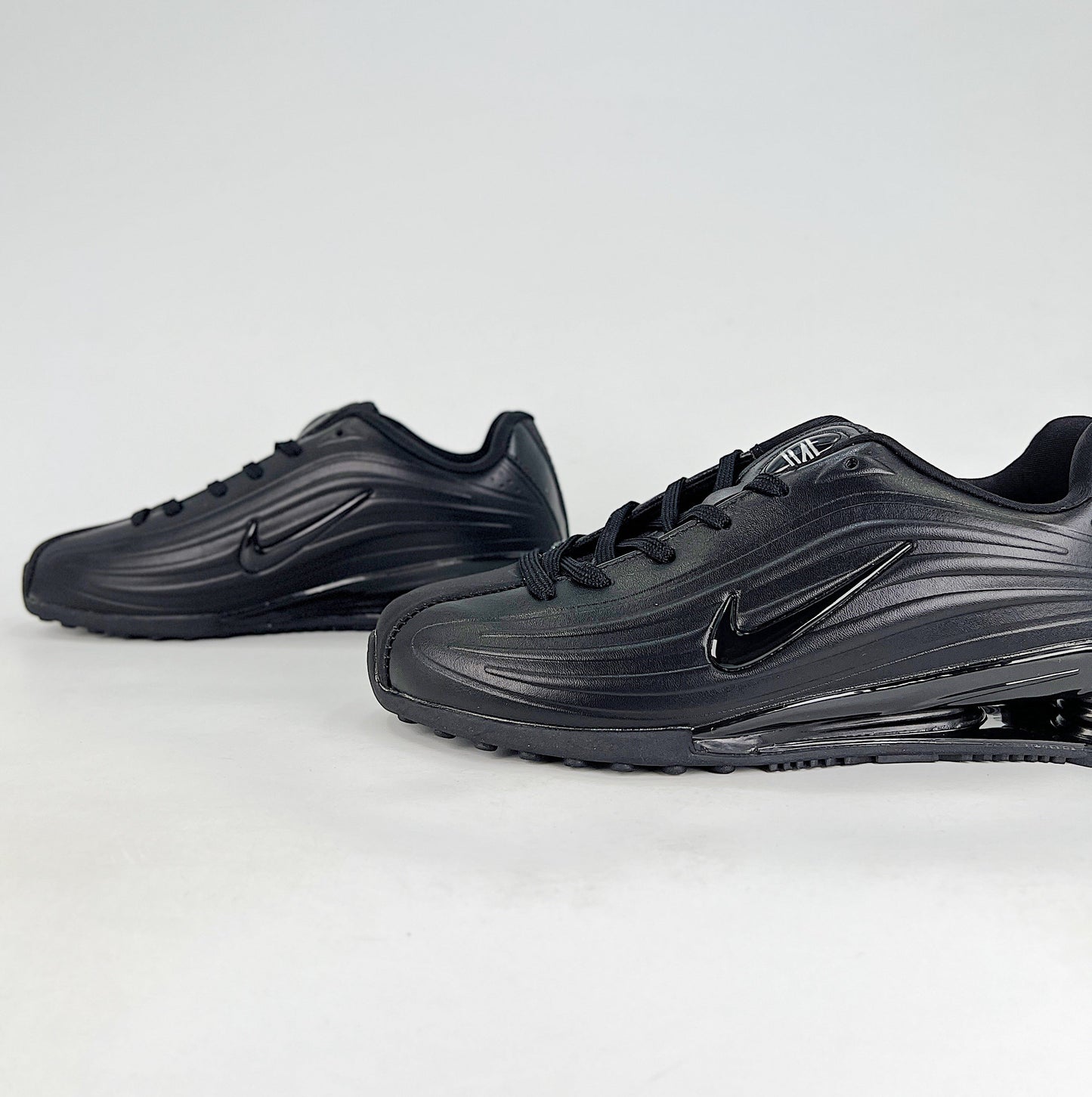Nike Shox Z Sneakers