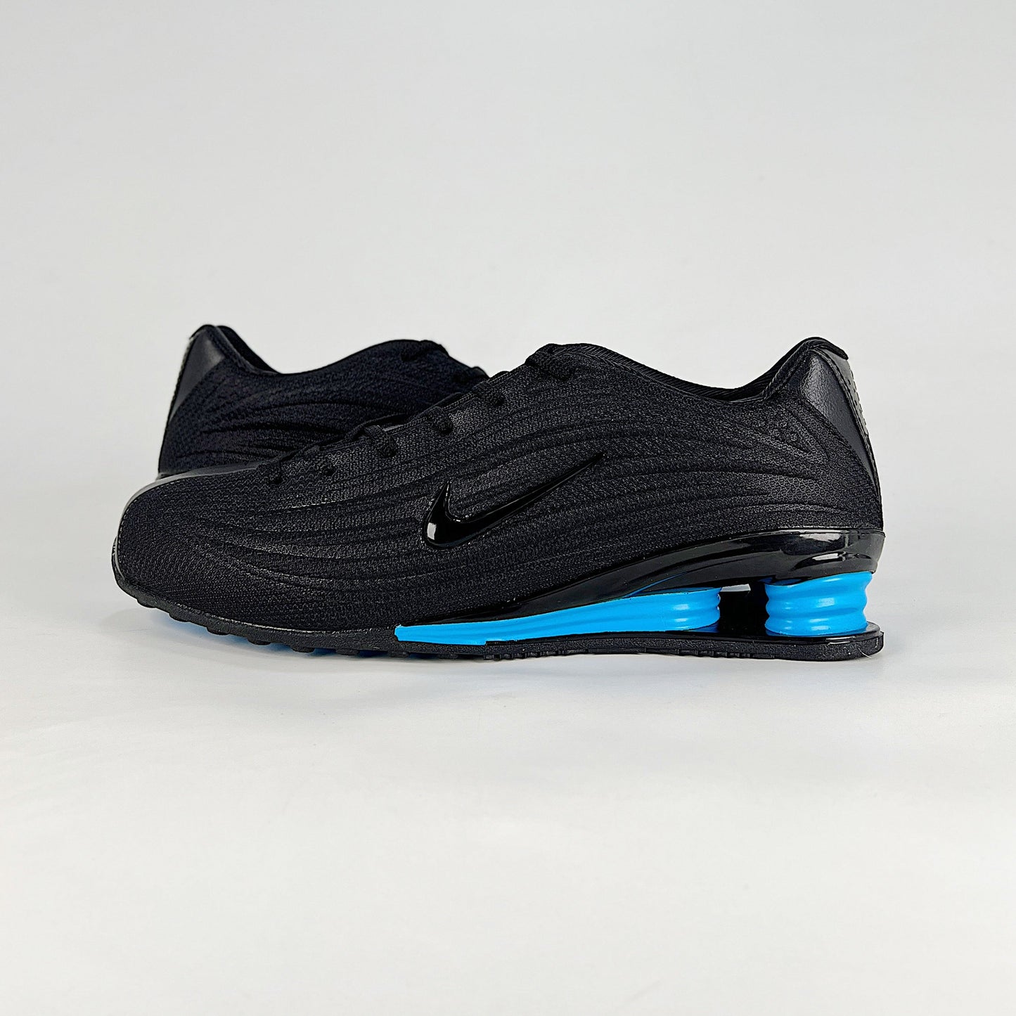 Nike Shox Z Sneakers