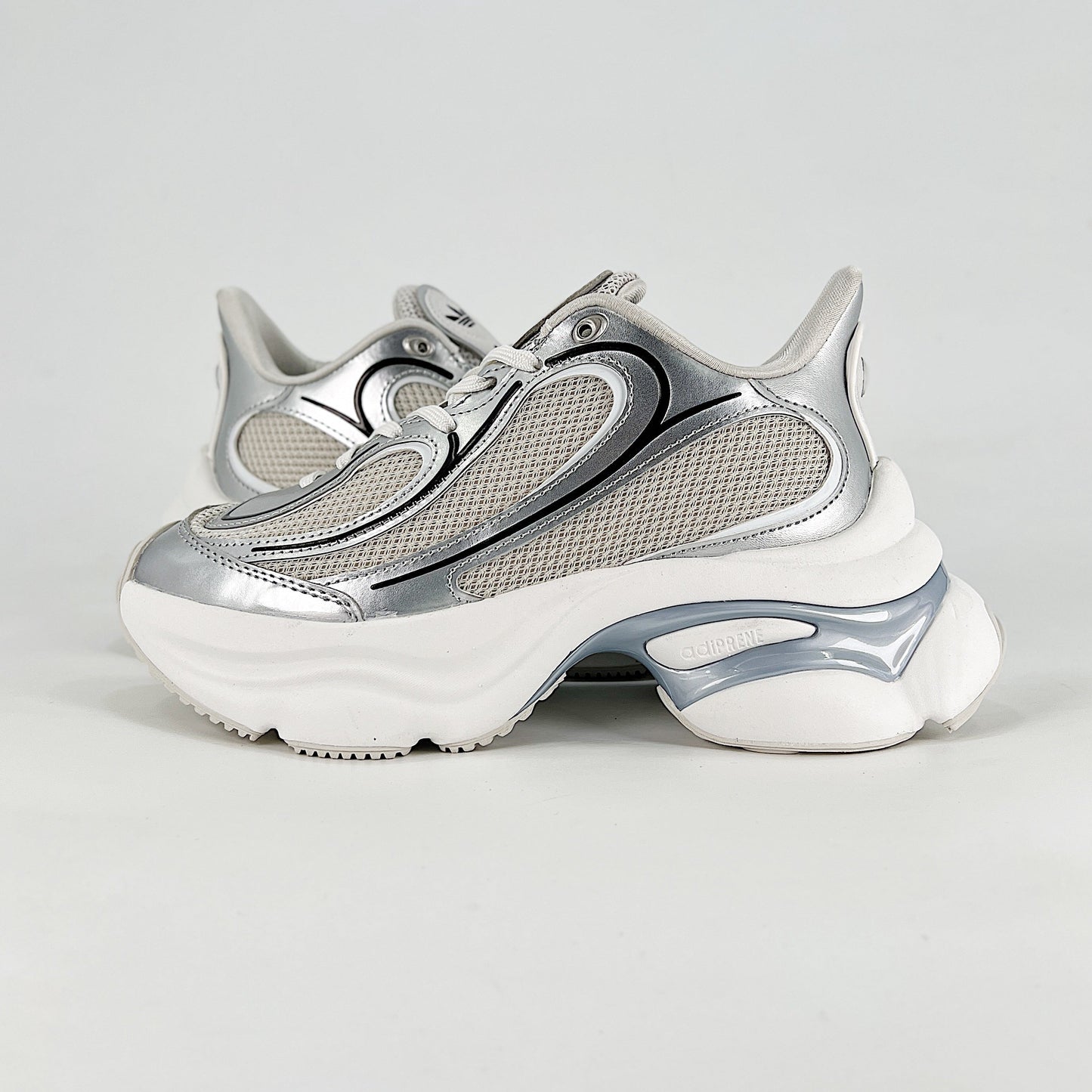 Adidas Ozvenuz Sneakers