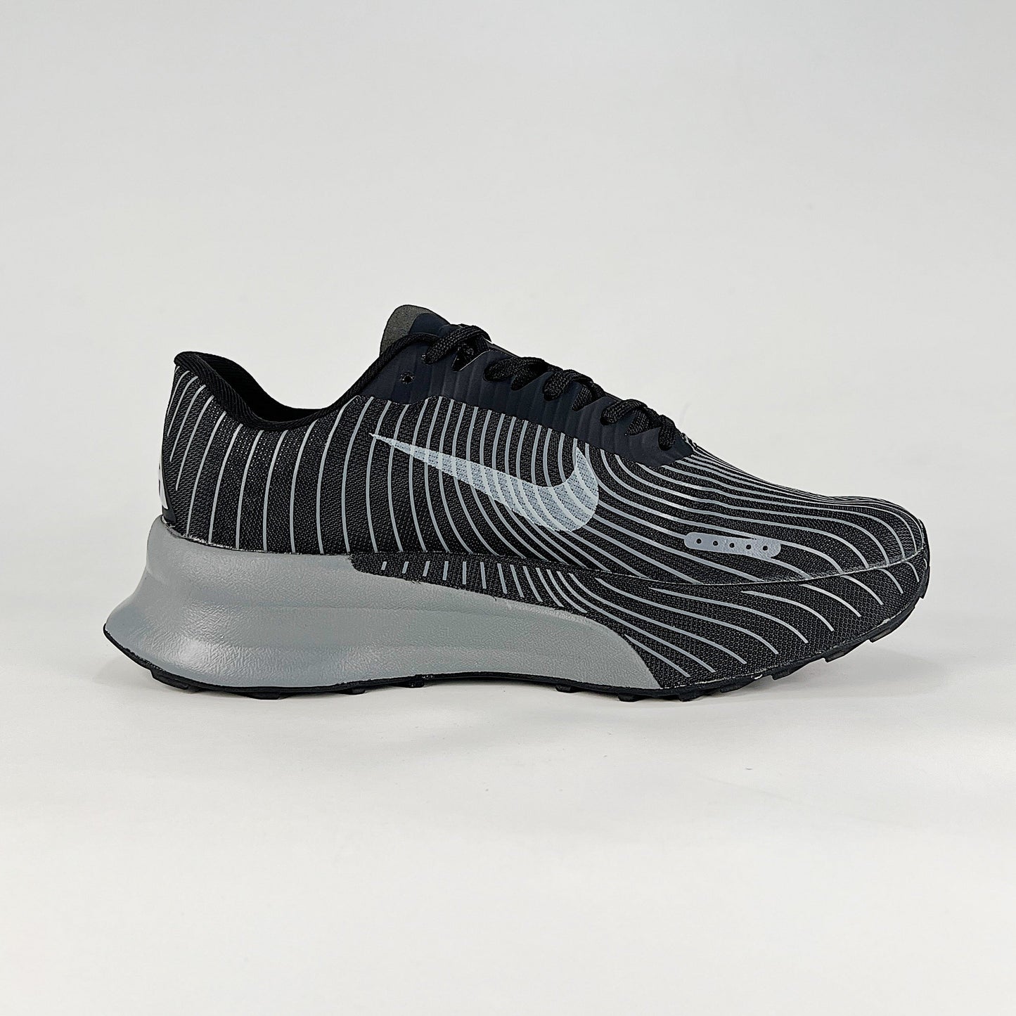 Nike ACG Ultrafly Trail-Racing Shoes “Black & Photon Dust”