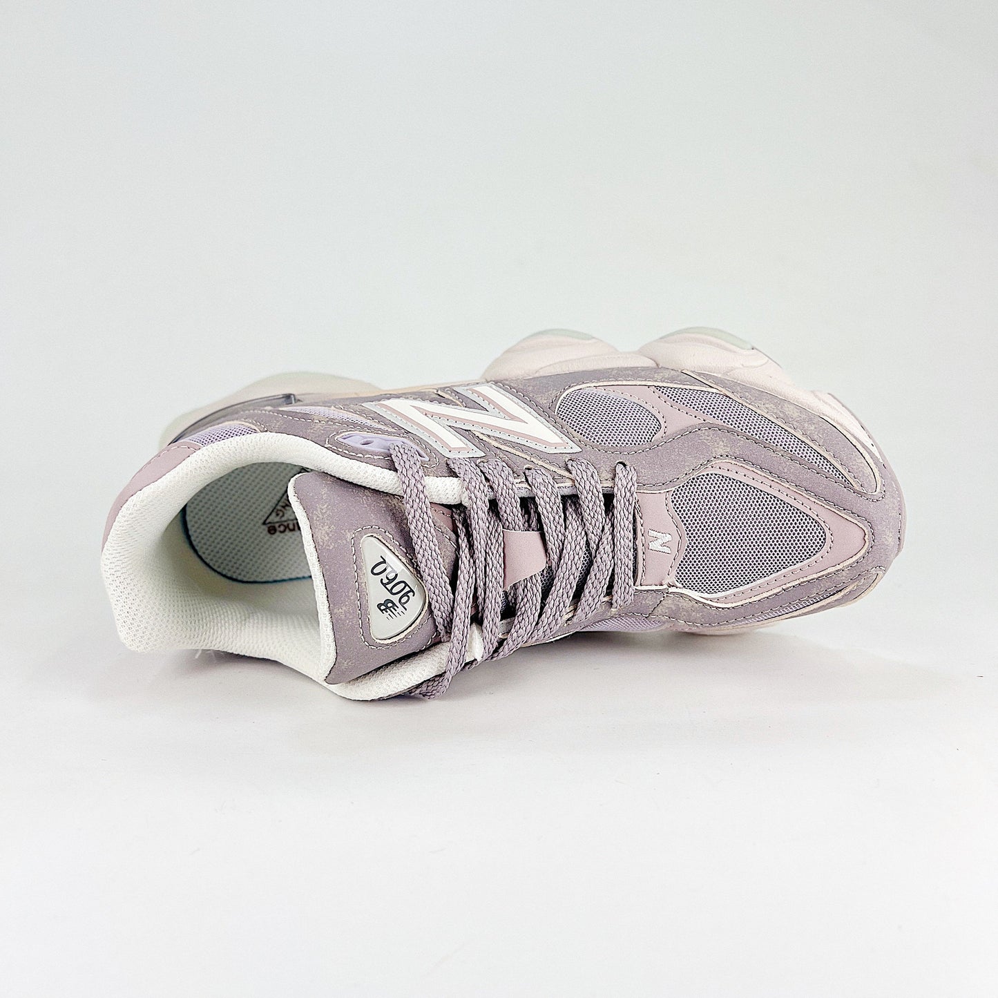 New Balance NB 9060 Sneakers