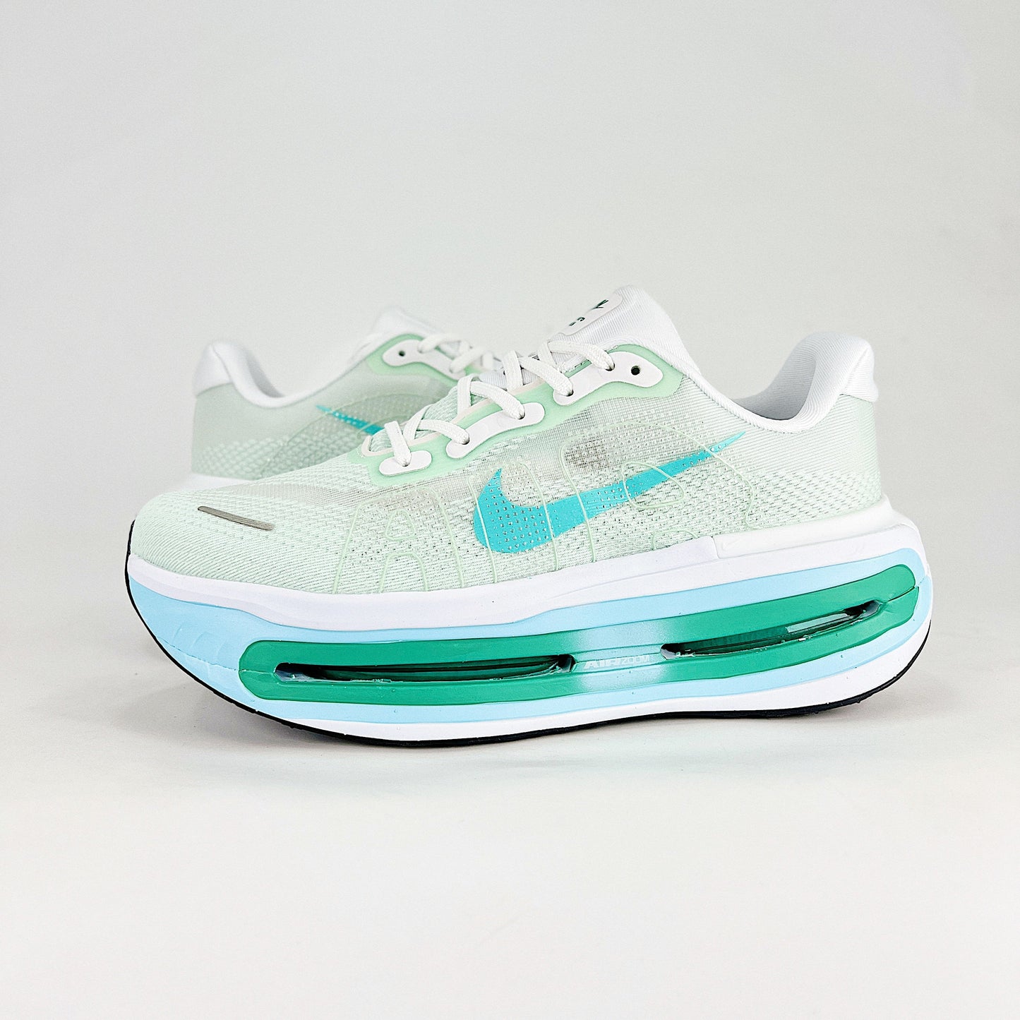 Nike Vomero Premium Running Shoes