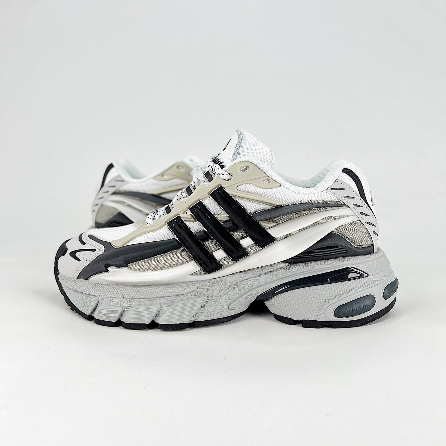 Adidas Adistar Jellyfish x Pharrell Williams Sneakers