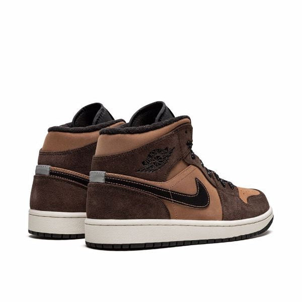 Air Jordan 1 Mid ‘Dark Chocolate