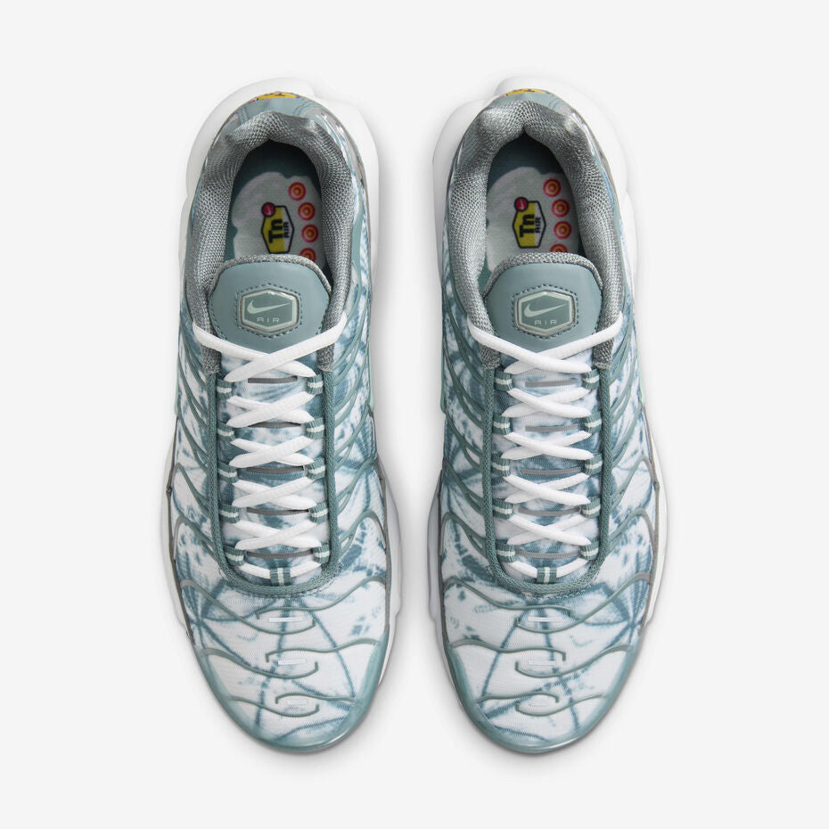 Nike Air Max Plus sneakers