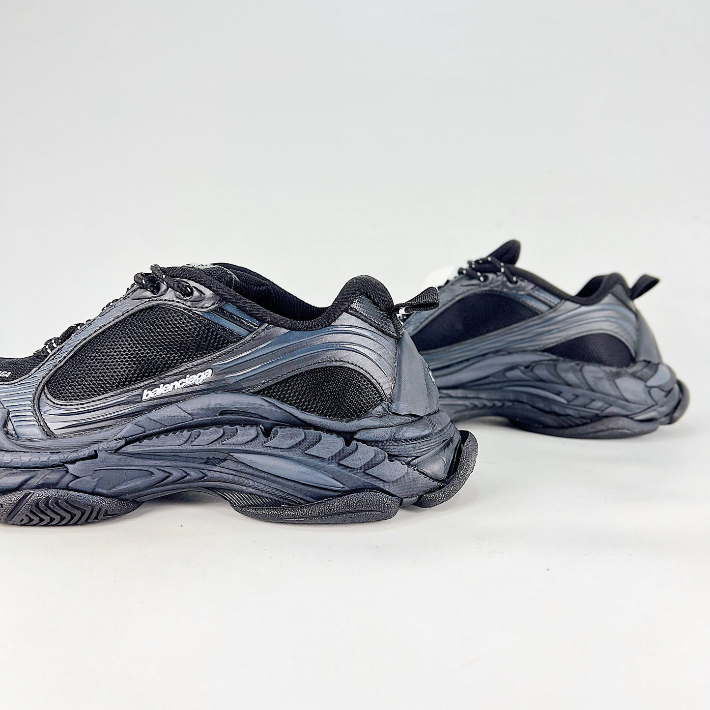Balenciaga Triple S.2 Sneakers