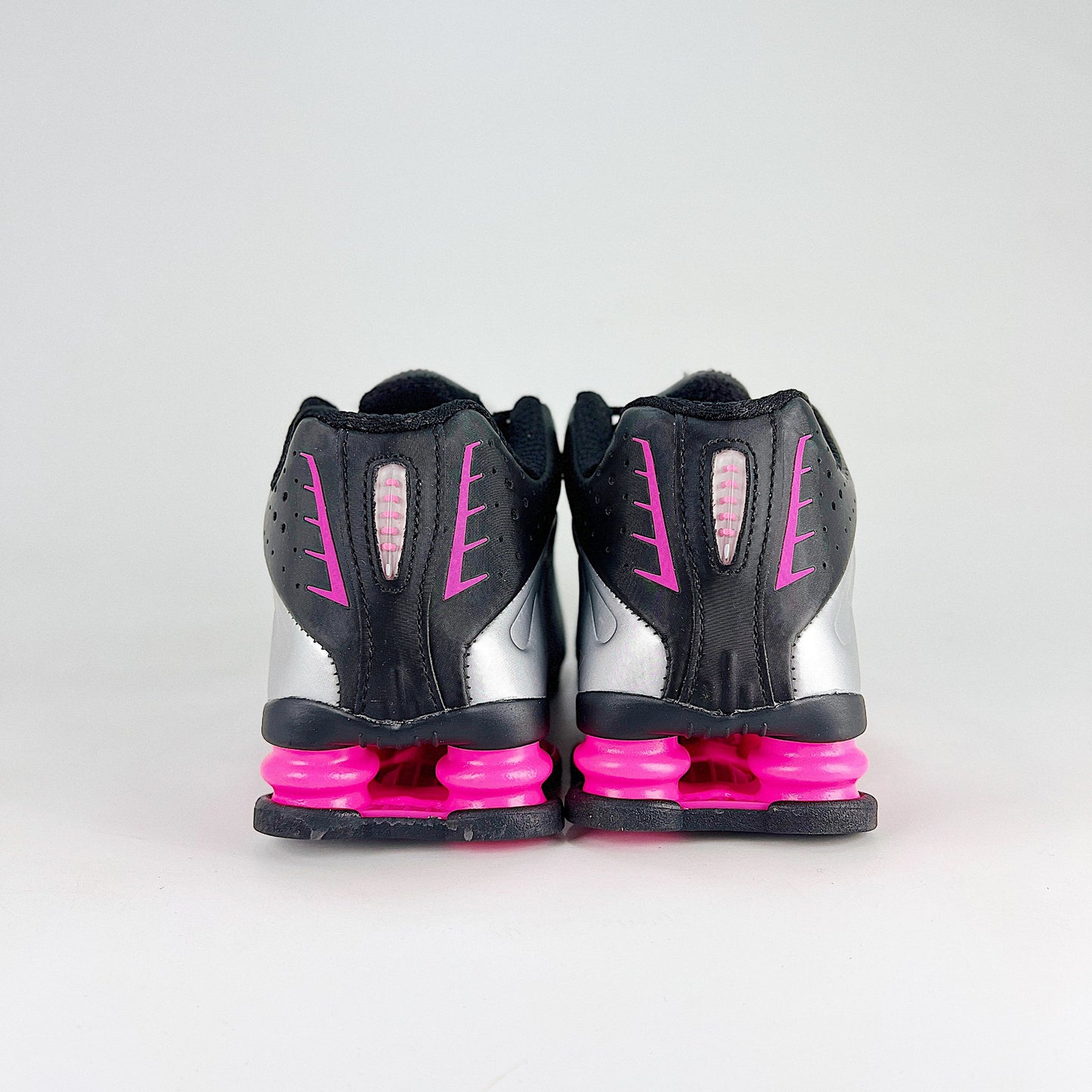 Nike Shox R4 Sneakers
