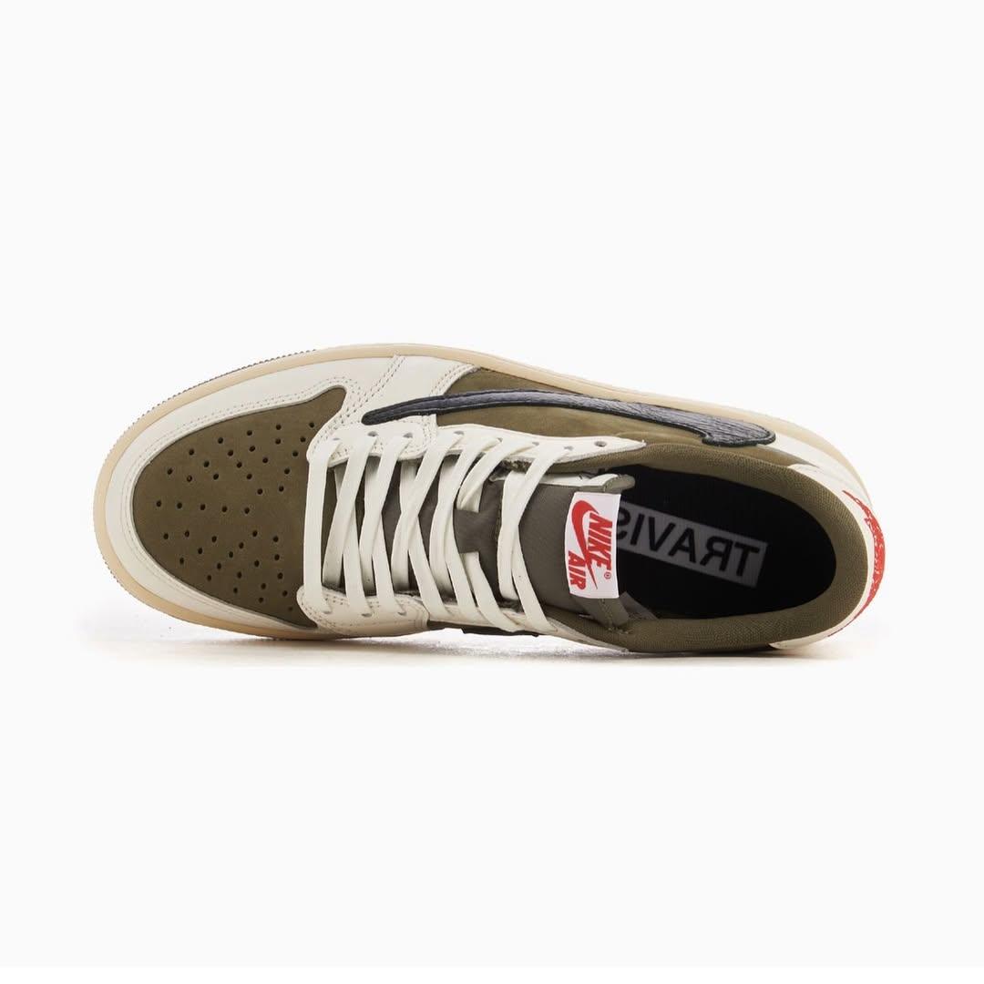 Jordan 1 Low Travis Scott Reverse Mocha sneakers