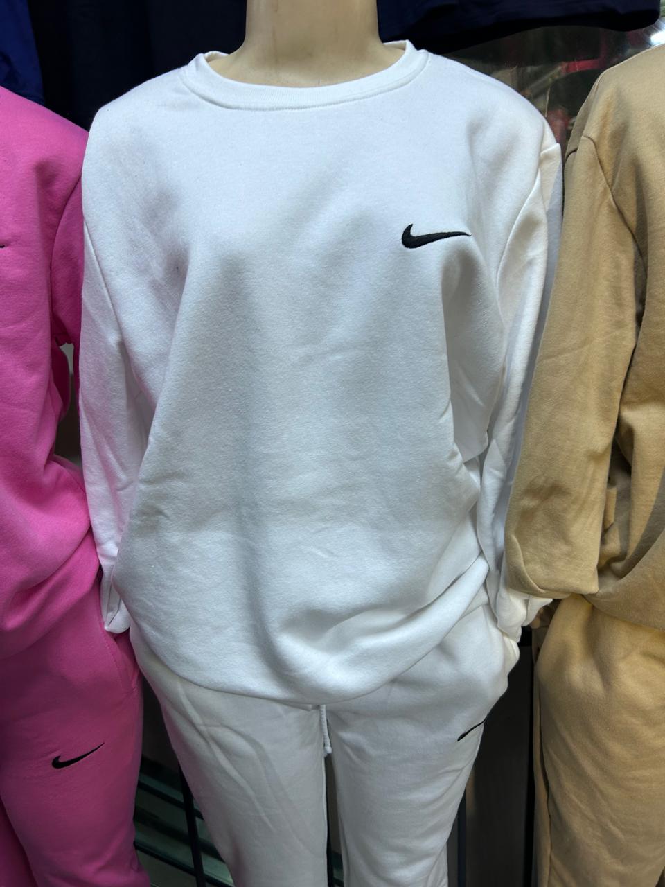 Two piece Nike set Prestige Stride